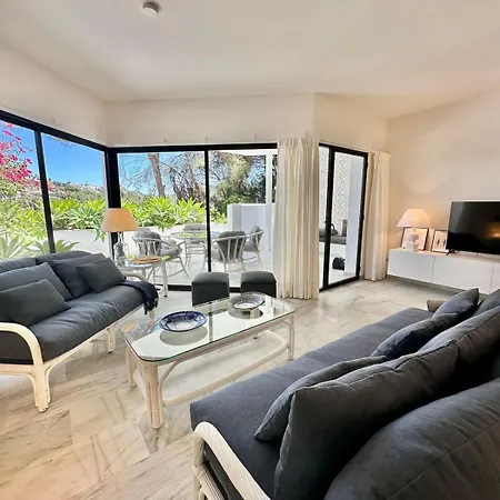 Apartment 2 Bedroom Golf House - Spectacular Views