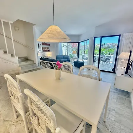 2 Bedroom Golf House - Spectacular Views Apartment Benalmadena