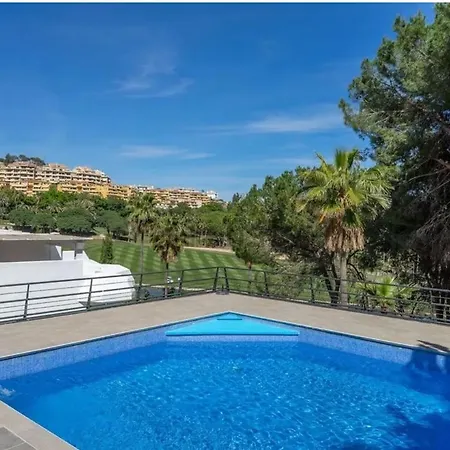 Apartment 2 Bedroom Golf House - Spectacular Views Benalmadena
