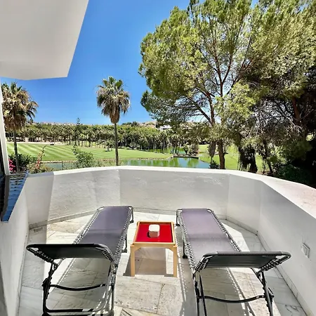 2 Bedroom Golf House - Spectacular Views Appartement Benalmádena